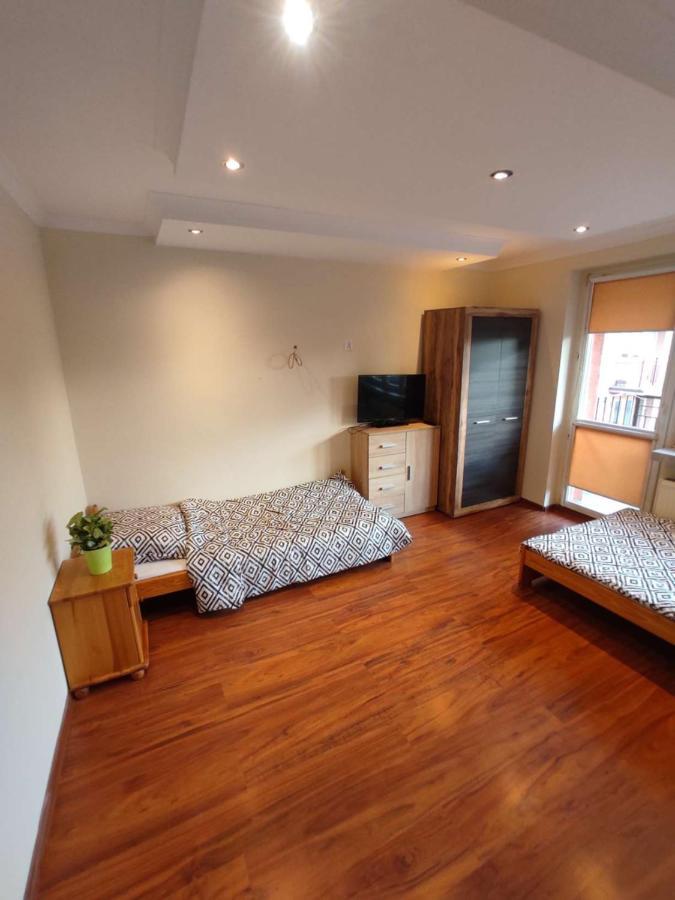 Sloneczne Pokoje Apartment Гливице Екстериор снимка